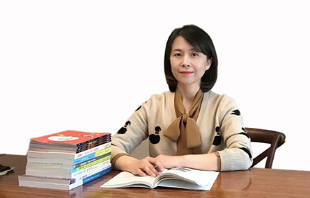 與孩子一起過一種幸福完整的教育生活——記山東省淄博市匯英幼兒園教師韓冰川