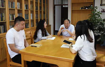 投身基礎(chǔ)教育創(chuàng)新人才培養(yǎng)的大學(xué)校長——記東北師范大學(xué)教授史寧中