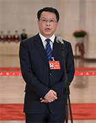 全國政協(xié)委員鄭軍：讓重教風(fēng)尚溫暖每位教師