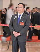 全國人大代表、中山大學(xué)校長高松：讓學(xué)生參與更多高水平研究