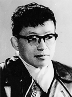 欒茀：一本泛黃講義 一段師者情深