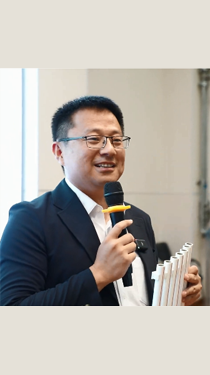 如何讓孩子們對科學感興趣？來聽他的講述