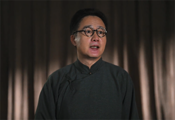 “捧著一顆心來，不帶半根草去”，把教育家陶行知的故事講給孩子聽