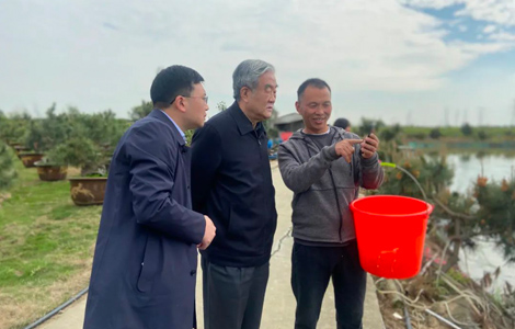 南開大學政治經濟學研究中心主任、教授 逄錦聚