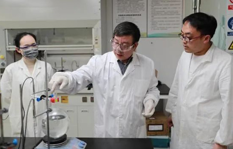 復旦大學化學與材料學院院長、教授 趙東元