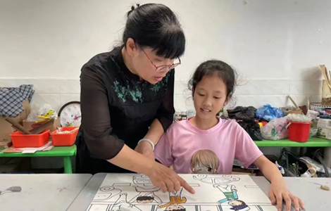 江西省萍鄉(xiāng)市蘆溪縣特殊教育學校黨支部書記、校長、教師 劉小清