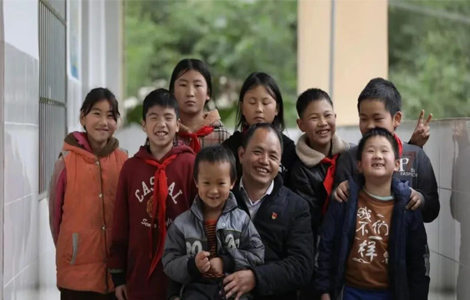 云南省文山州廣南縣蓮城鎮(zhèn)北寧中心學校落松地小學教師 農加貴