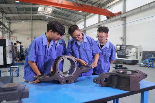 培養(yǎng)先進(jìn)制造技術(shù)“領(lǐng)跑者”