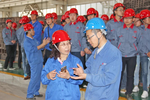 “煉鋼先煉人”，她努力鍛造大國(guó)工匠“孵化器”