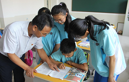 堅(jiān)守牧區(qū) 潤(rùn)物無(wú)聲——記甘肅省肅南裕固族自治縣明花學(xué)校教師安文軍