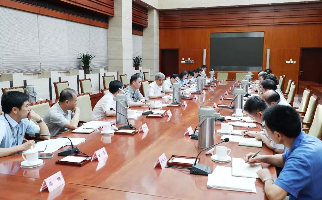 教育部部長(zhǎng)陳寶生：力戒形式主義，推進(jìn)“不忘初心、牢記使命”主題教育取得實(shí)實(shí)在在的效果